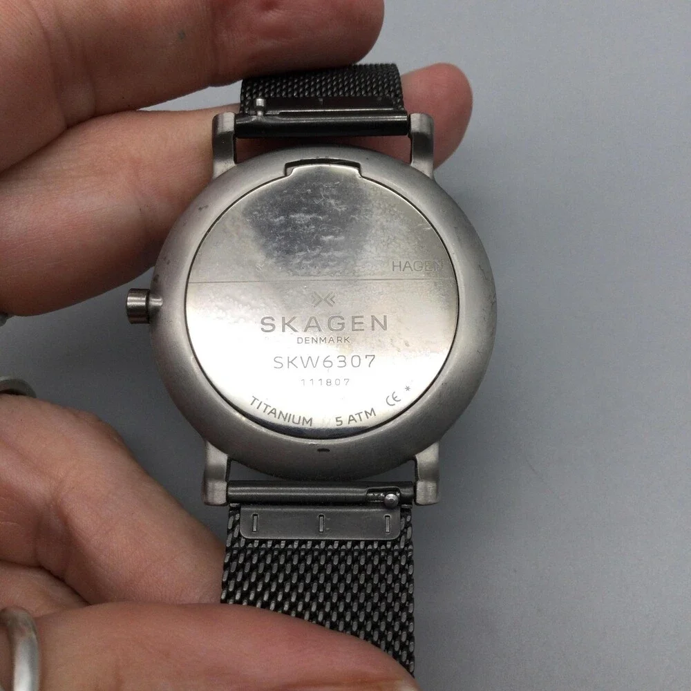 Skagen Hagen SKW6307 Mens Watch 40mm Gray Dial Titanium Mesh Date New Battery